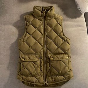 J.CREW Quilted Vest - Olive Green, XXS